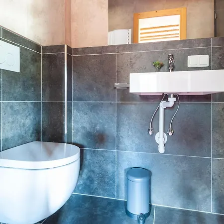 In Kirchberg Near Bus Apartment