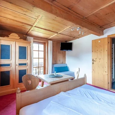 Apartment In Kirchberg Near Bus