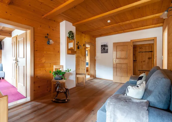 In Kirchberg Near Bus * Kirchberg in Tirol